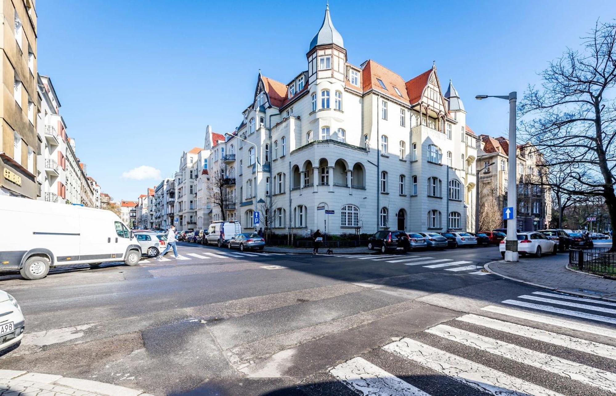Apartamento Comfortable Underground Studio In By Rent Like Poznań